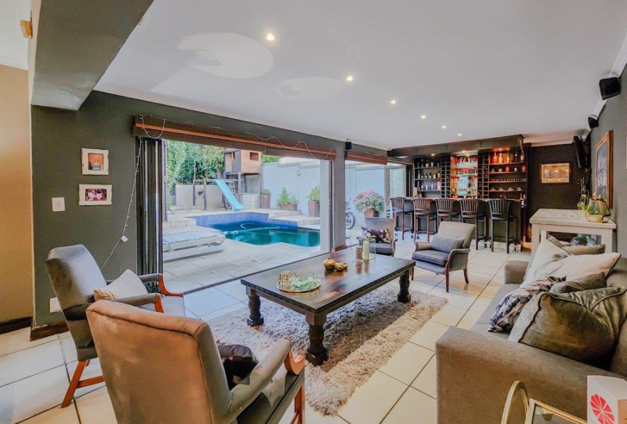 4 Bedroom Property for Sale in Protea Valley Western Cape